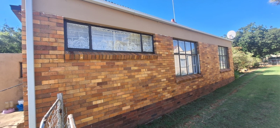3 Bedroom Property for Sale in Steynsrus Free State